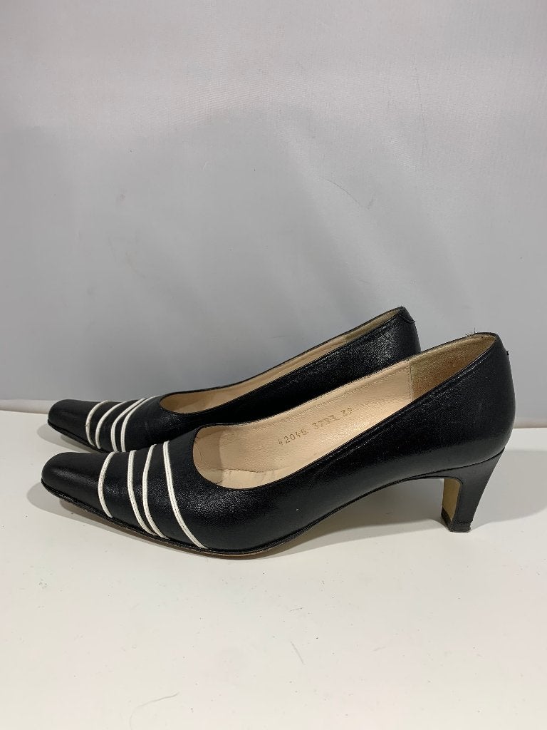 Jacobelli, maat 39. Zwarte schoenen met elegantie., Kleding | Dames, Schoenen, Jacobelli, Pumps, Verzenden, Zwart