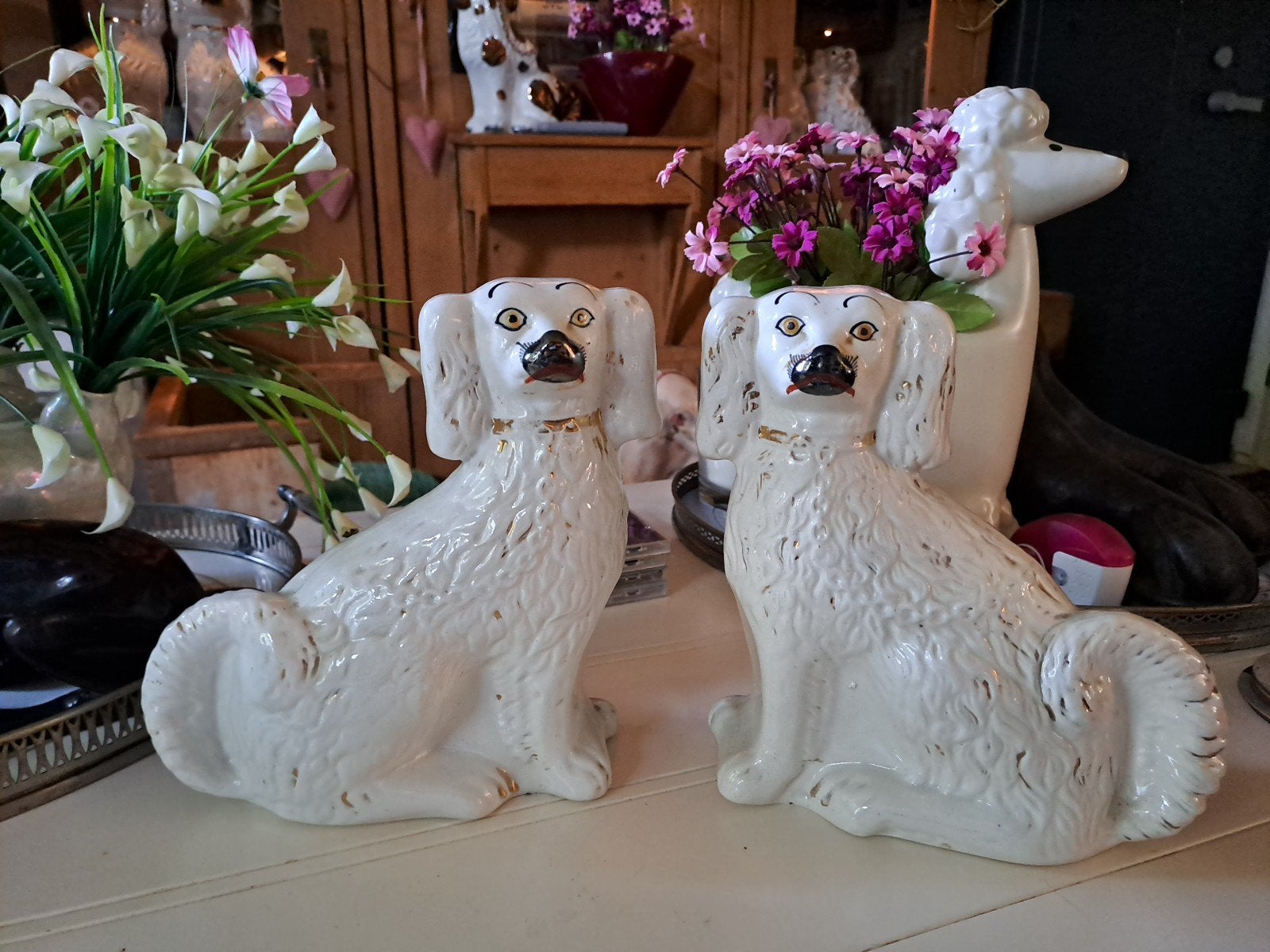 hoerenhondjes of kasthondjes porselein, Ophalen of Verzenden, Zo goed als nieuw, Dier