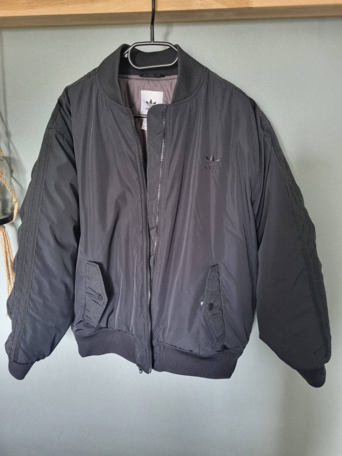 bomber adidas, in nieuwstaat! oversized maat s/m €70, Ophalen of Verzenden, Zo goed als nieuw, Maat 56/58 (XL), Zwart