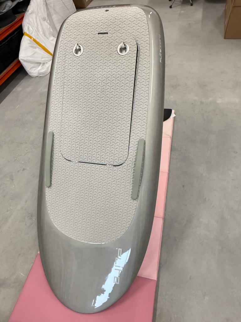 Fliteboard Complete set, pure carbon 100L, Ophalen, Zo goed als nieuw, Benzine