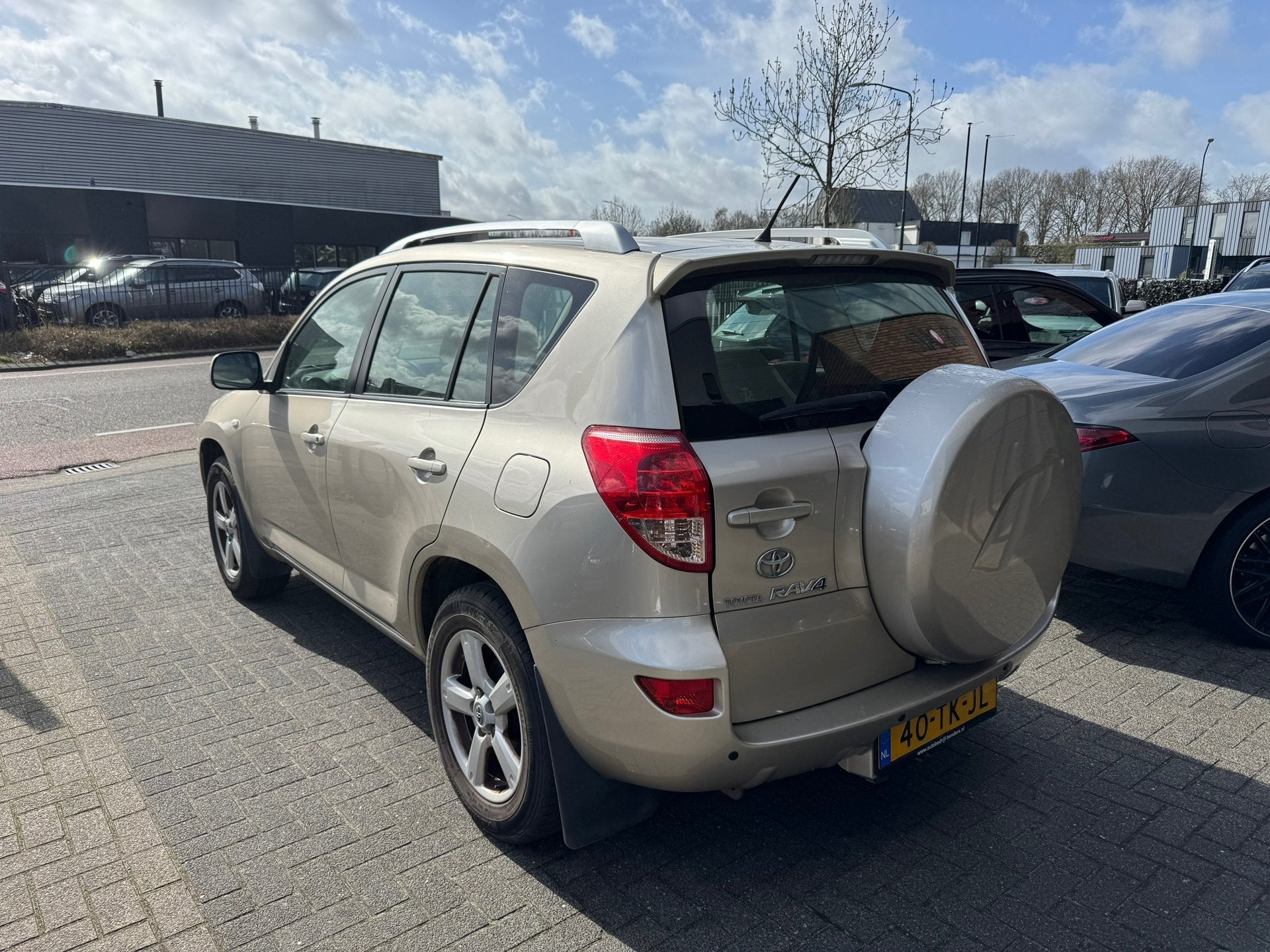 Toyota RAV4 2.0 VVTi Sol 4X4 AUTOMAAT CLIMA TREKHAAK CRUISE, Auto's, Automaat, 1998 cc, Gebruikt, 4 cilinders