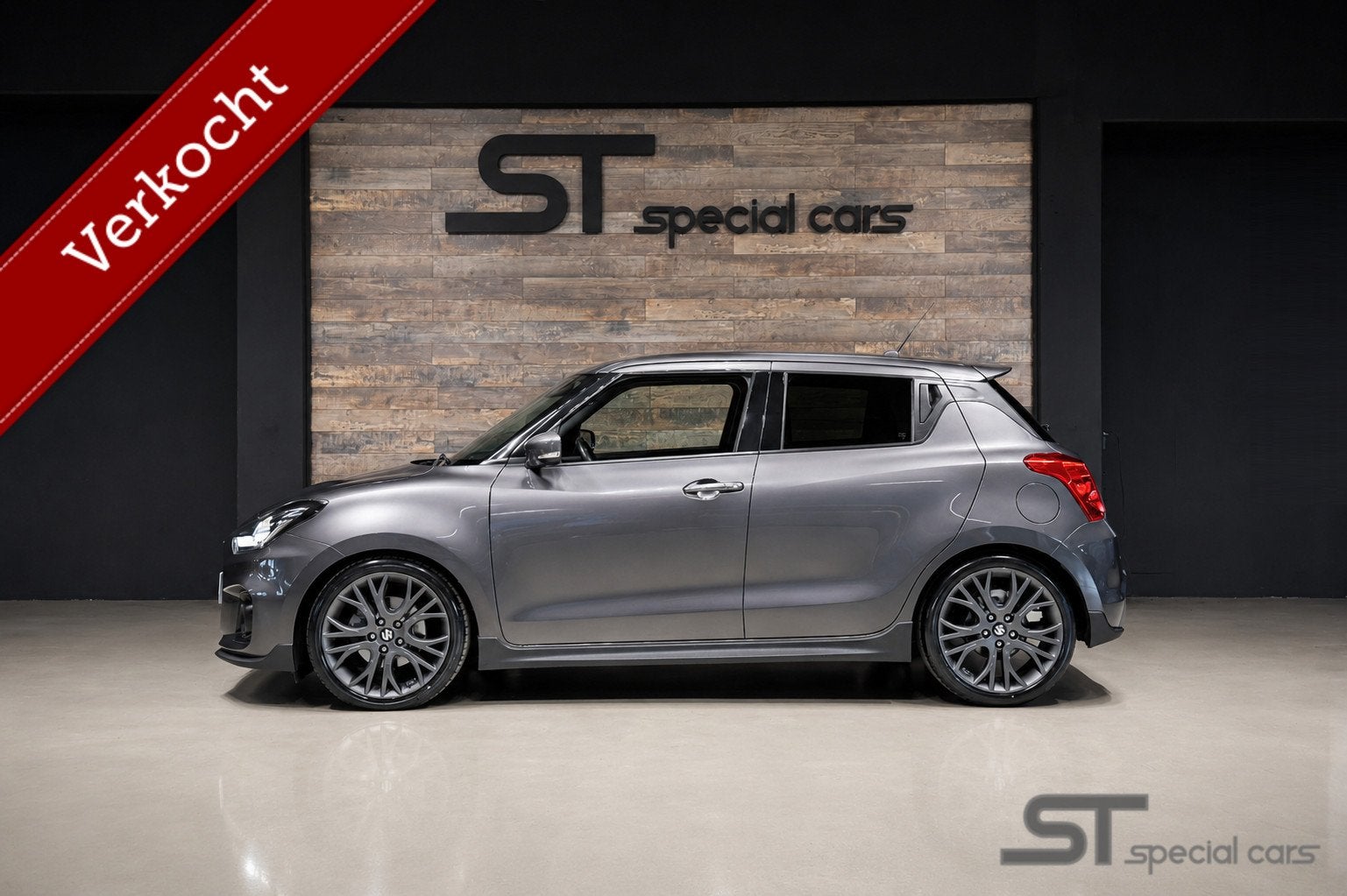 Suzuki Swift 1.4 Sport Smart Hybrid|Miltek|Forge|187Pk, Auto's, Voorwielaandrijving, Dealer onderhouden, Euro 6, 4 cilinders