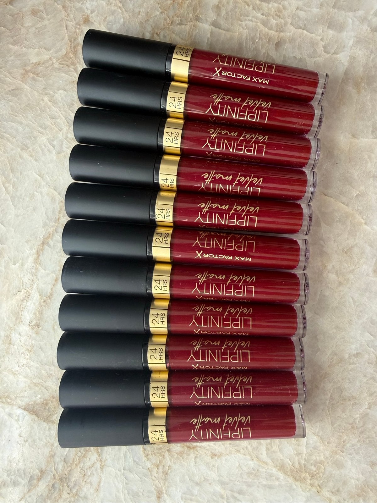 Max Factor Lipfinity Velvet Matte Lippenstift red allure 090, Lippen, Nieuw, Ophalen of Verzenden, Make-up