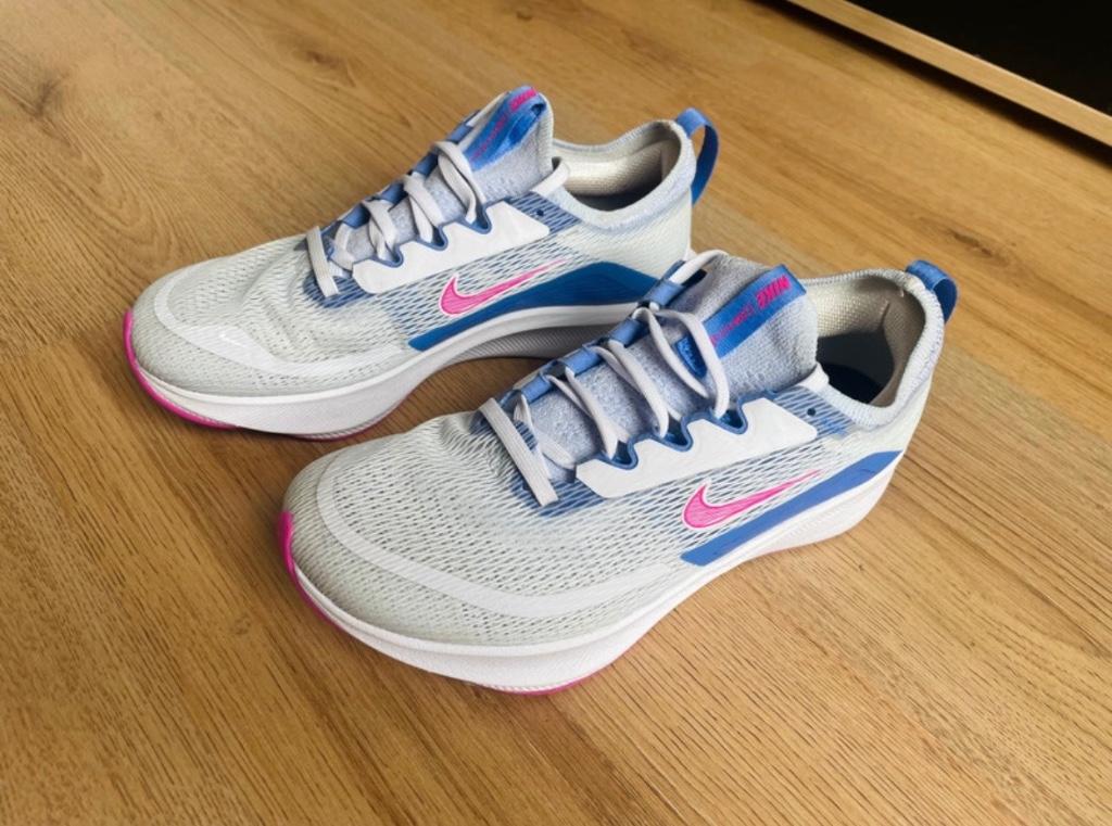 Dames hardloopschoenen : Nike Zoom Fly 4 Sapphire - Maat 38, Ophalen, Zo goed als nieuw, Hardlopen, Hardloopschoenen