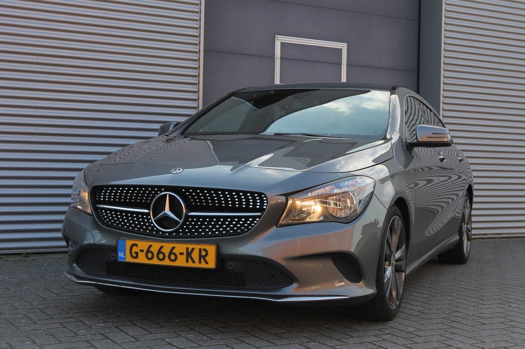 Mercedes-Benz CLA-Klasse Shooting Brake 200 d Business Solut, CLA, 136 pk, Gebruikt, 4 cilinders