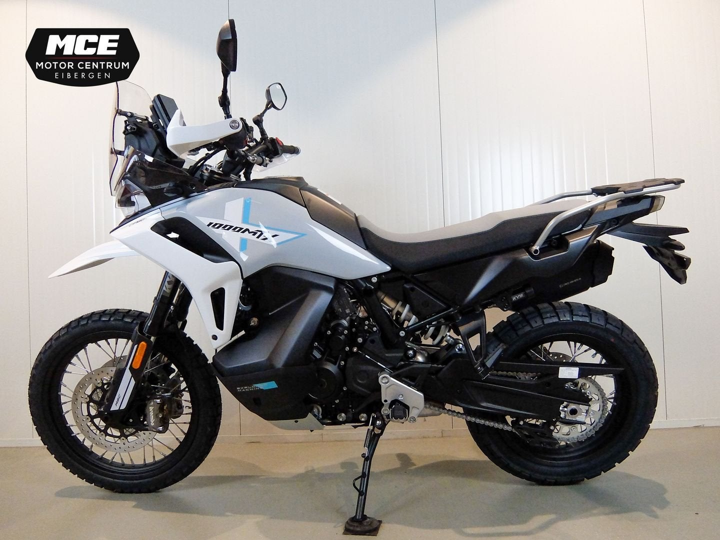 CFMOTO 1000 MT-X (bj 2026), Motoren, 2 cilinders, Motorrijbewijs A, Bedrijf, Onbekend