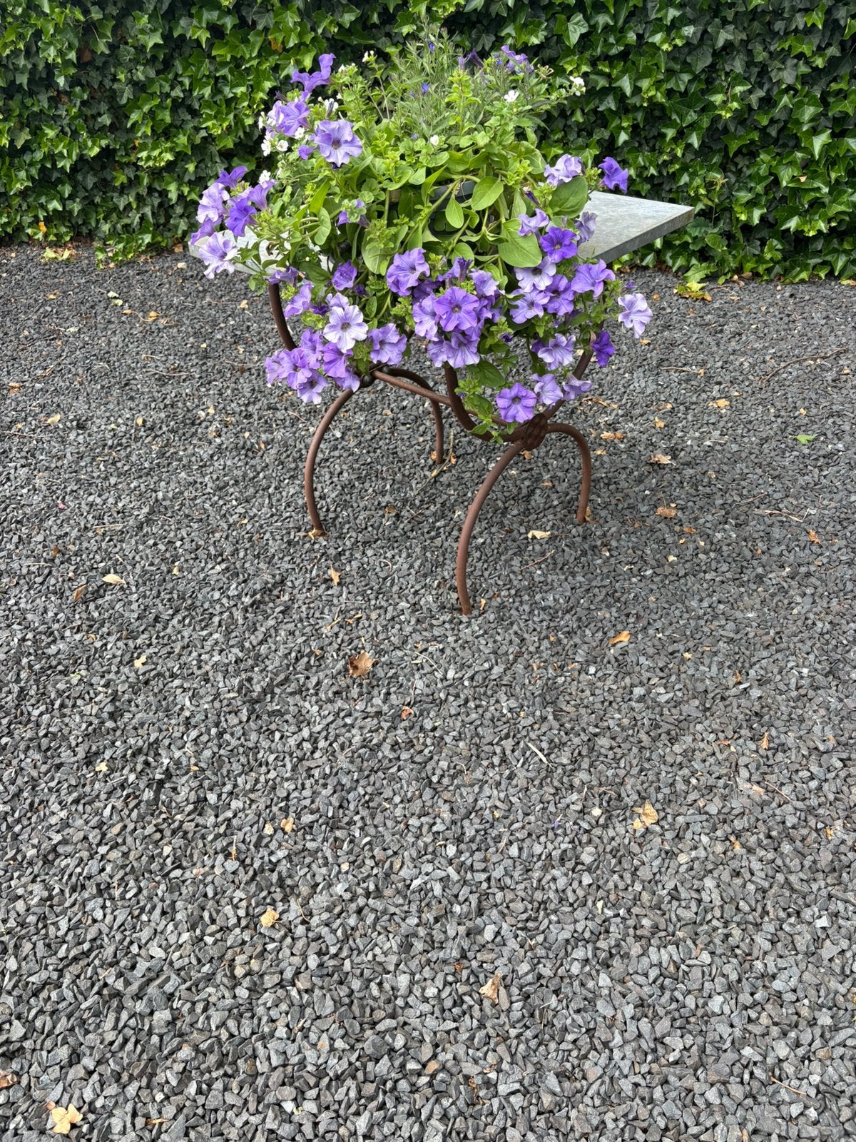 Brocante ijzeren tafel met blad van zink, Ophalen, Gebruikt, Overige materialen, 2 zitplaatsen
