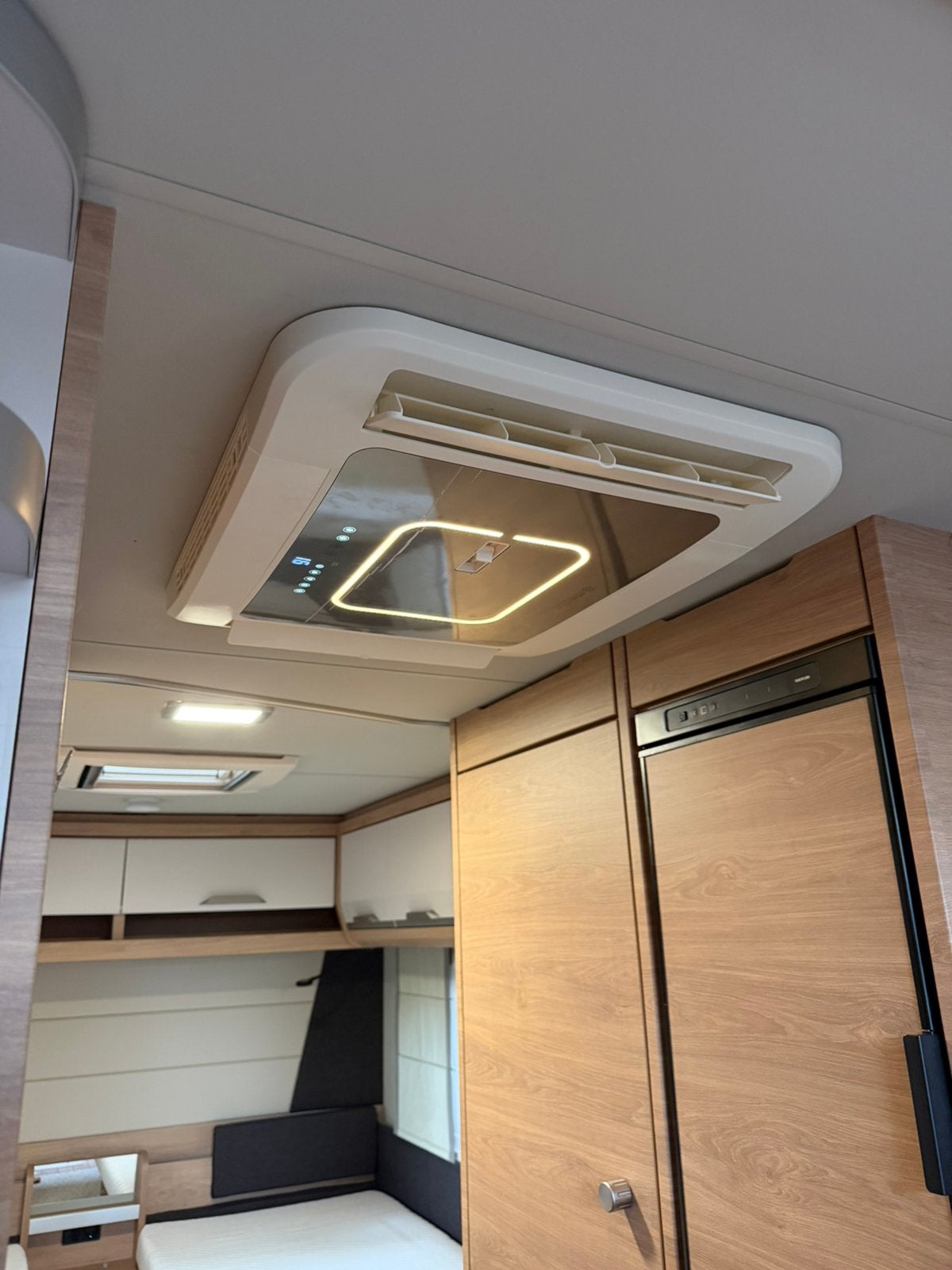 DAKAIRCO INBOUWEN CARAVAN, Ophalen, Nieuw