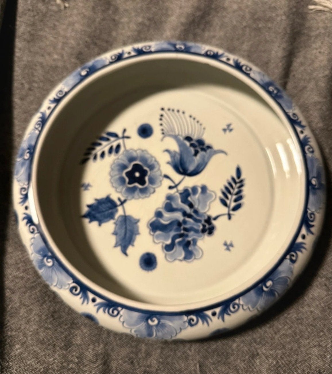 Antieke Gouda-Delfts schaal "PAUW" - Made in Holland, Antiek en Kunst, Ophalen of Verzenden
