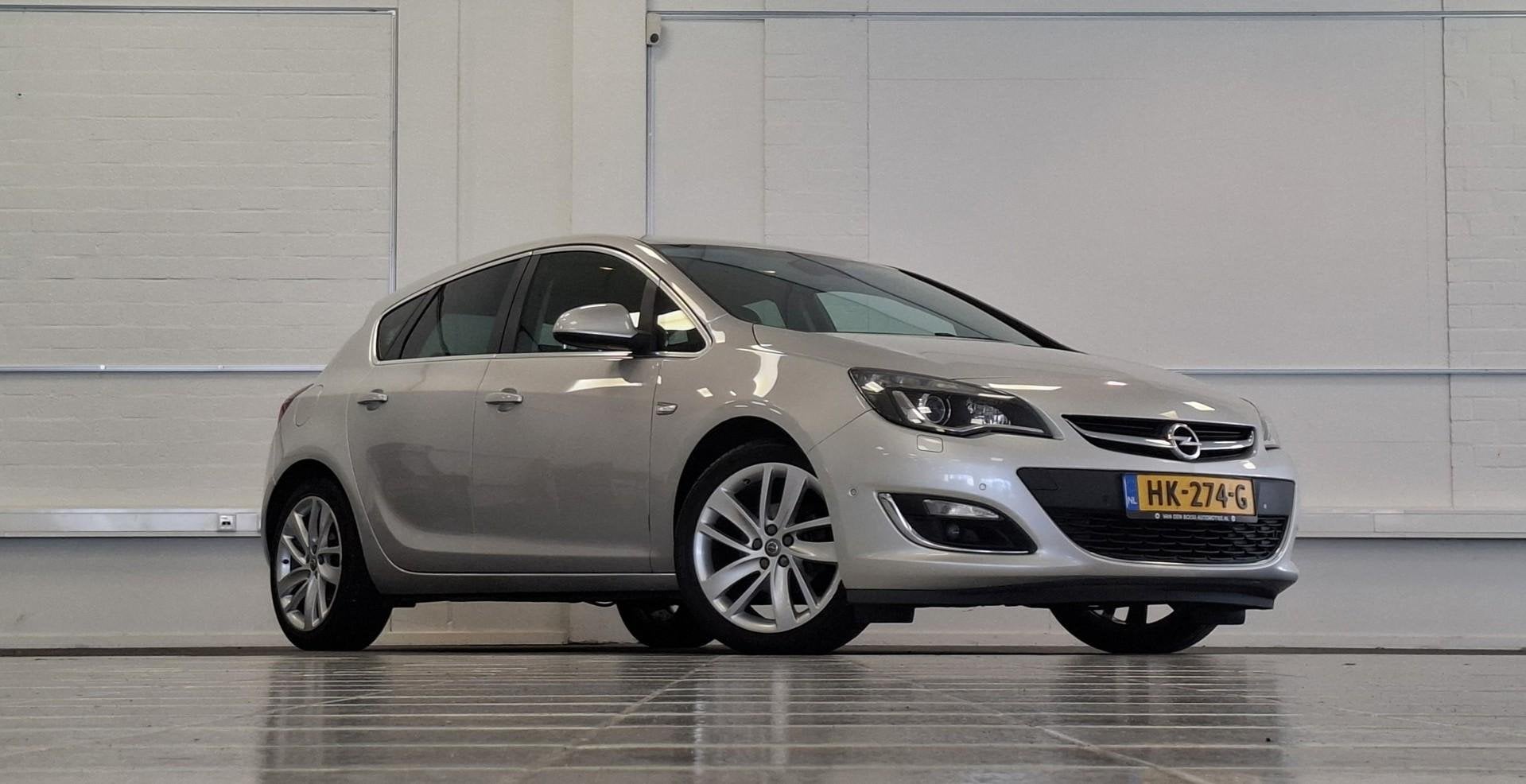 Opel Astra 1.4 Turbo Sport + 100% Dealeronderhouden Leer Cam, Auto's, Voorwielaandrijving, Euro 5, Gebruikt, 4 cilinders