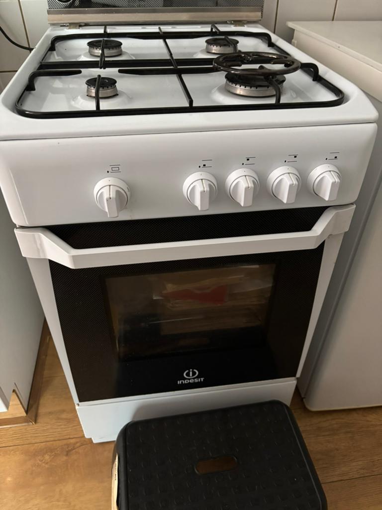 Gasfornuis met elektrische oven, Witgoed en Apparatuur, Fornuizen, Ophalen, 4 kookzones, Zo goed als nieuw, Gas