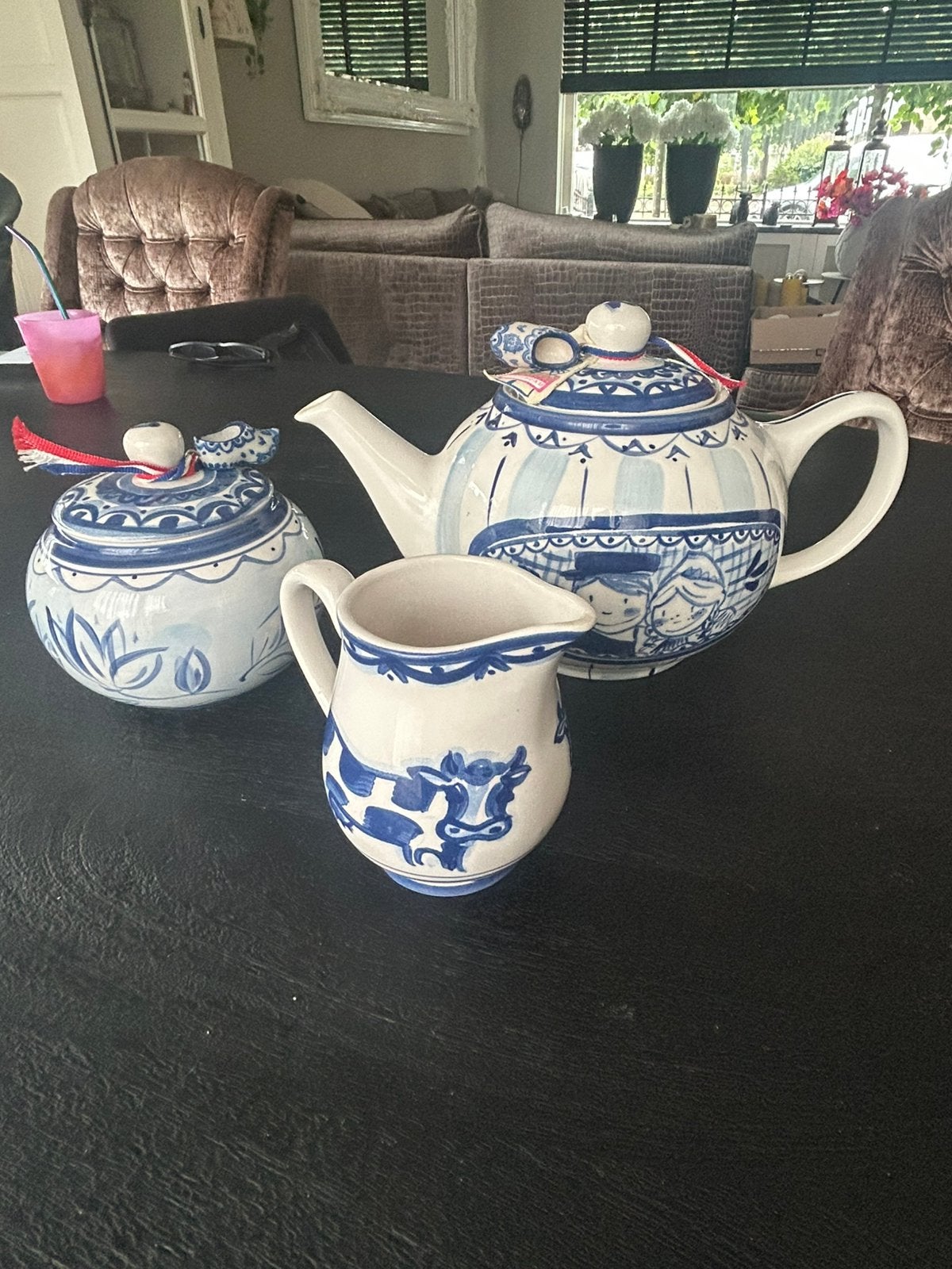 Blond servies delfs blauw, Ophalen