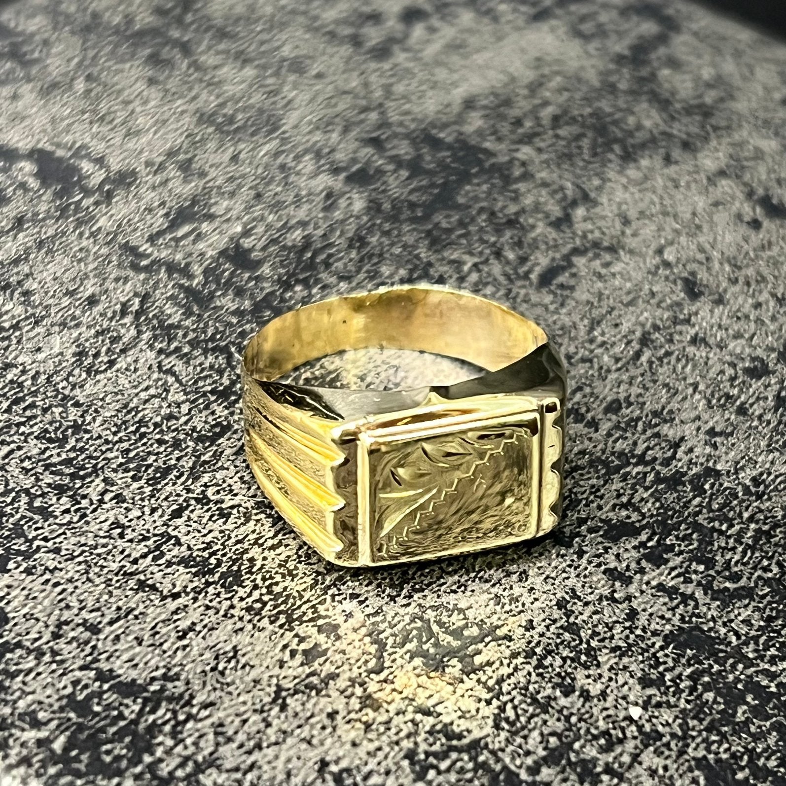 14k gouden zegelring ring, Ophalen of Verzenden, Zo goed als nieuw, Goud, Heer