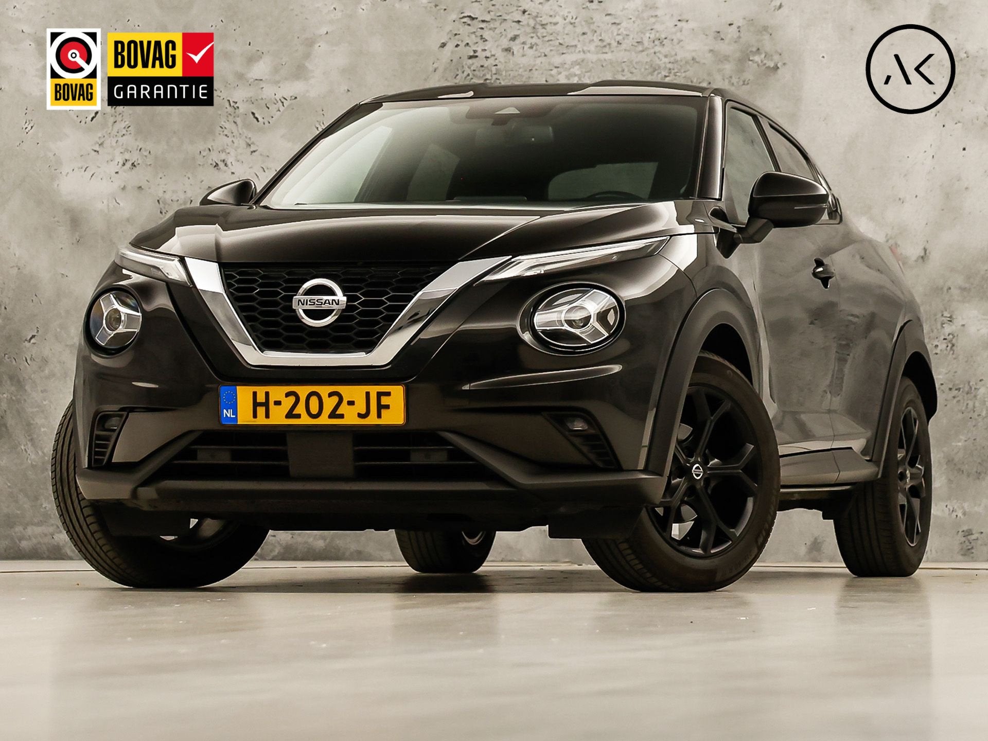 Nissan Juke 1.0 DIG-T N-Connecta Black Sport (APPLE CARPLAY,, Auto's, Voorwielaandrijving, 12 maanden, Stof, Zwart