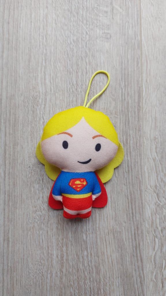 Supergirl knuffeltje, Ophalen of Verzenden, Zo goed als nieuw