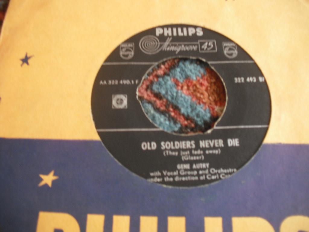 Gene Autry - Old Soldiers Never Die., Ophalen of Verzenden, Zo goed als nieuw, Pop