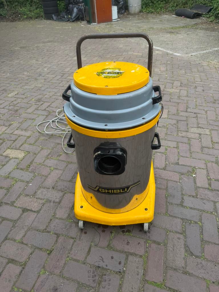 Ghibli waterstofzuiger 3000 watt 2 motoren, Ophalen of Verzenden, Zo goed als nieuw