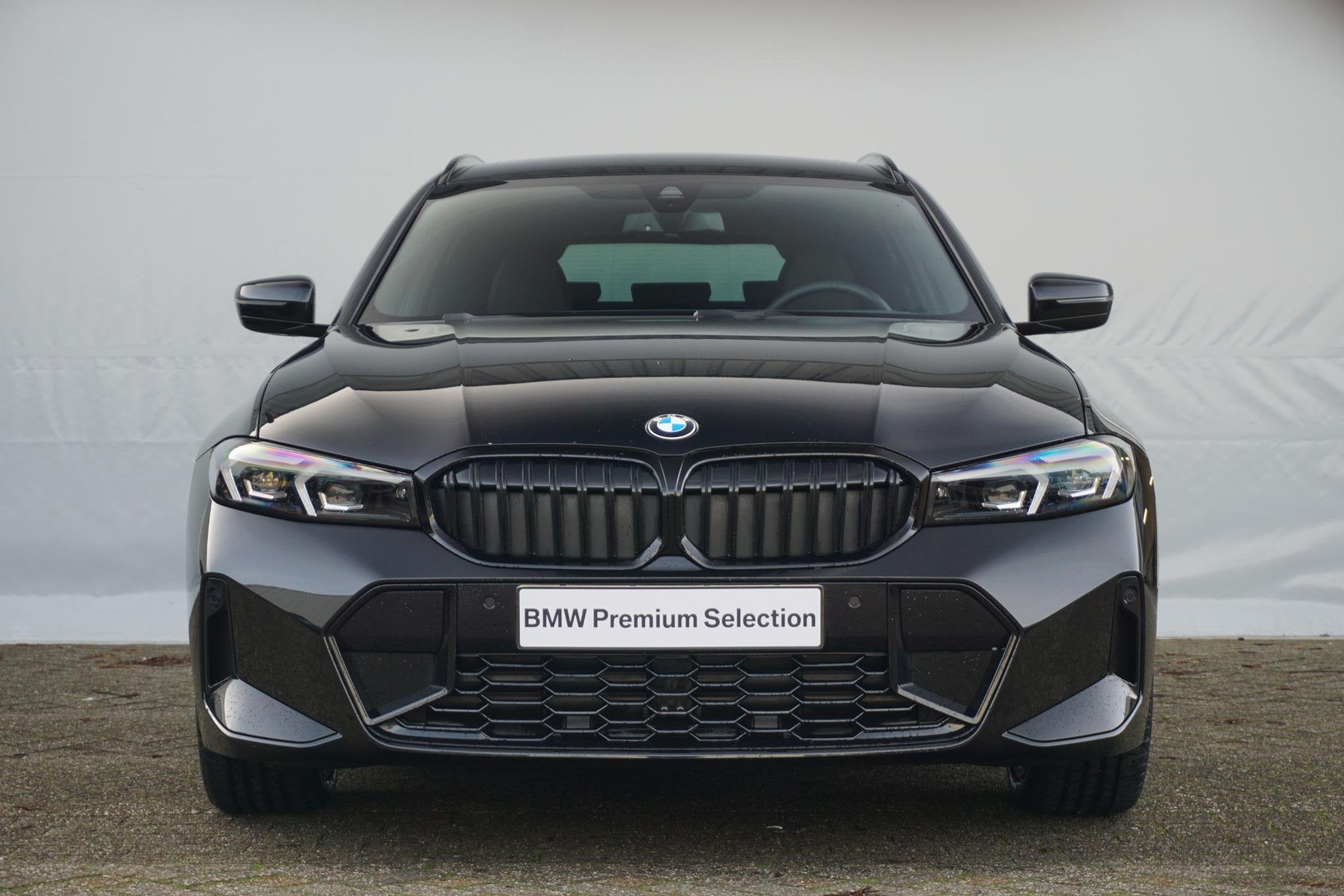 BMW 3 Serie Touring 330e M Sport Pro | Trekhaak | Harman Kar, Automaat, 1998 cc, 4 cilinders, Met garantie (alle)