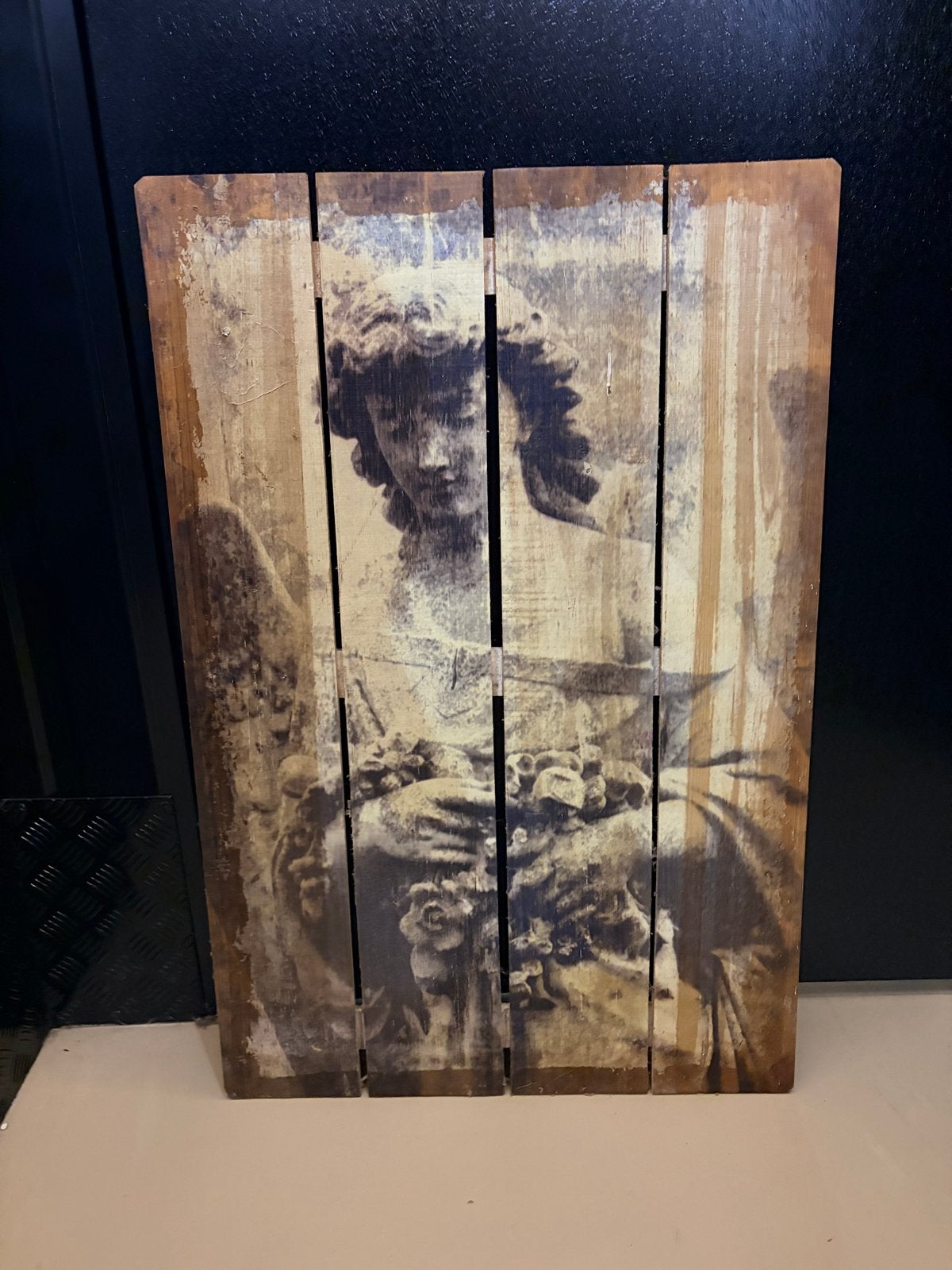 Houten wanddecoratie met engel - Uniek en sfeervol, Ophalen, 50 – 75, Minder dan 50 cm, Gebruikt