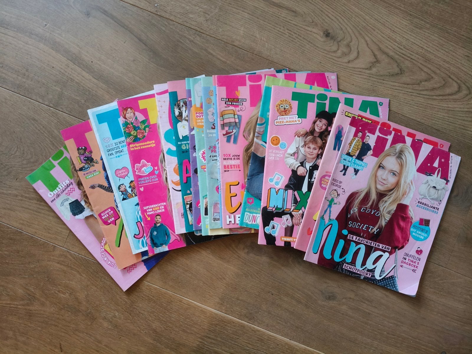 Tina tijdschriften - diverse edities, Ophalen, Zo goed als nieuw, Damesbladen
