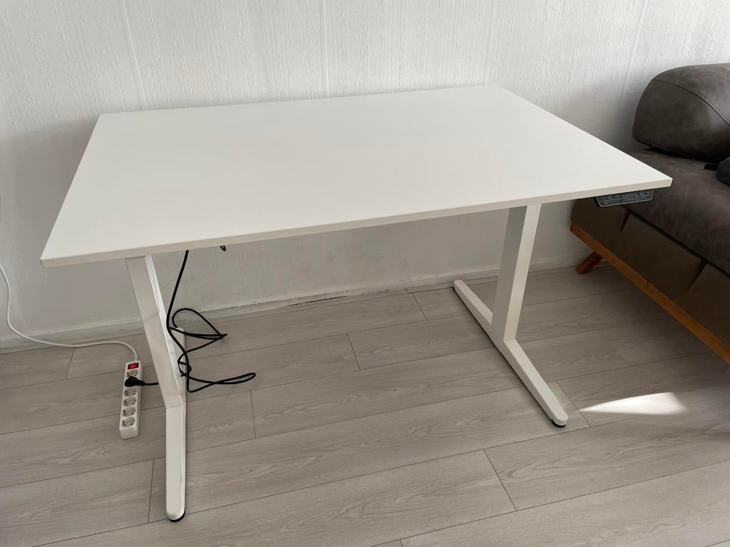 Ahrend Elektrisch Verstelbaar Zit/Sta Bureau 120*80 - Zgan, Ophalen, Zit-sta bureau, Elektrisch, Zo goed als nieuw