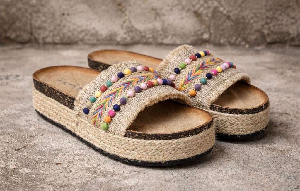 ️ BOHO Ibiza natural Slippers maat 39, Kleding | Dames, Schoenen, Slippers, Overige kleuren, Nieuw, Ophalen of Verzenden