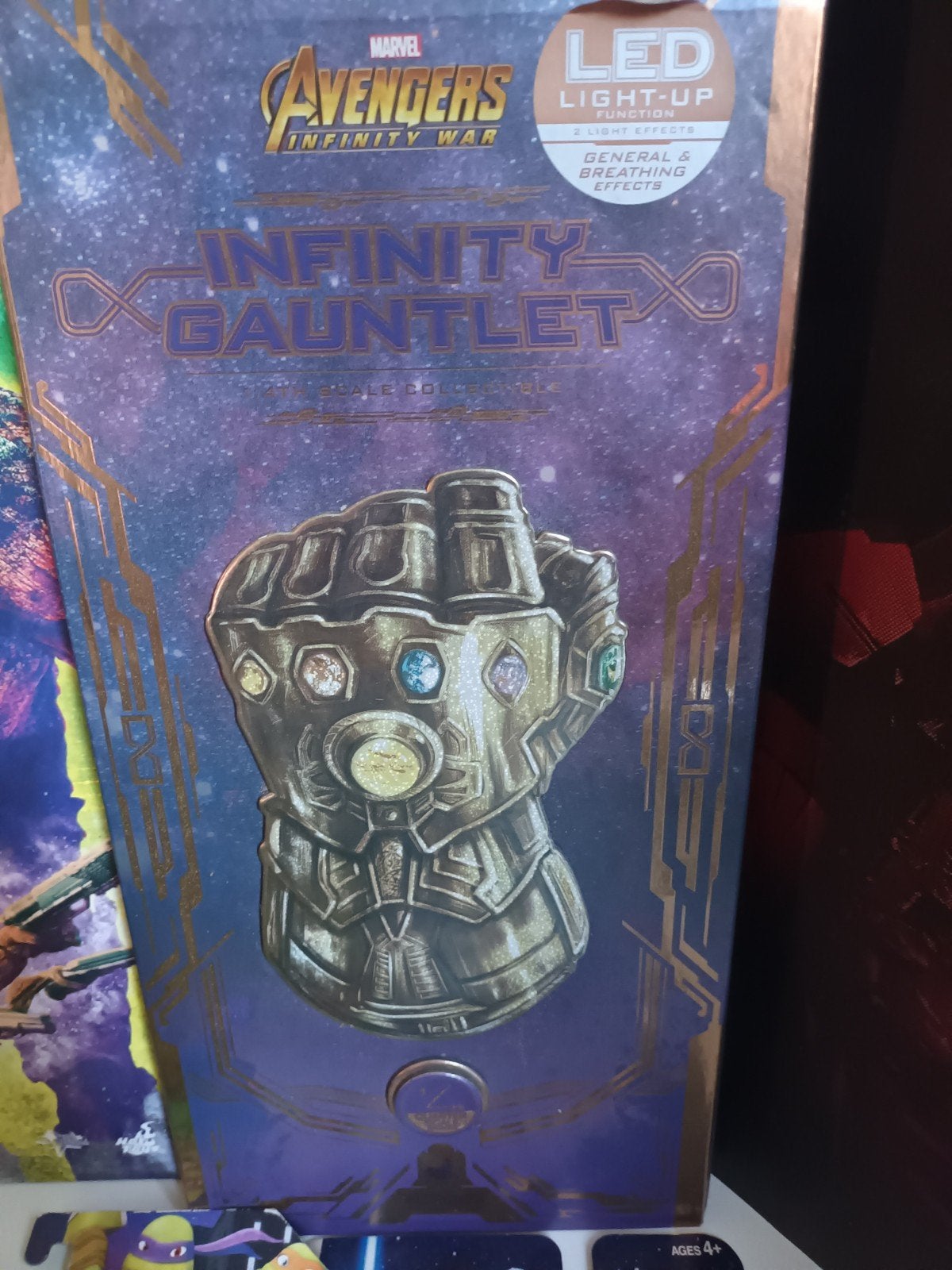 Hot Toys Infinity Gauntlet 1/4 Schaal Collectible Avengers, Ophalen of Verzenden, Zo goed als nieuw