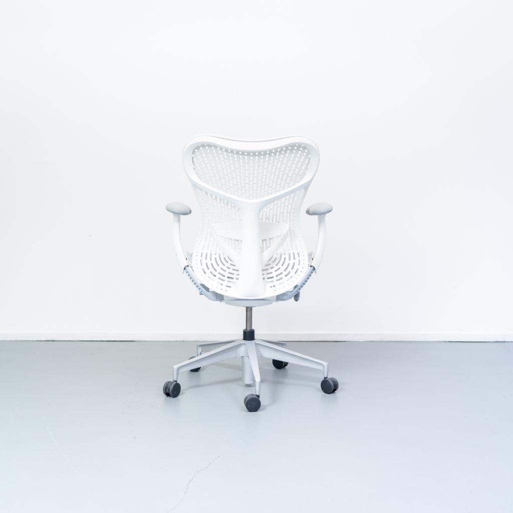 4x Herman Miller Mirra 2 Bureaustoel Alpine - Wit, Niet ingevuld, Wit, Niet ingevuld, Ophalen of Verzenden