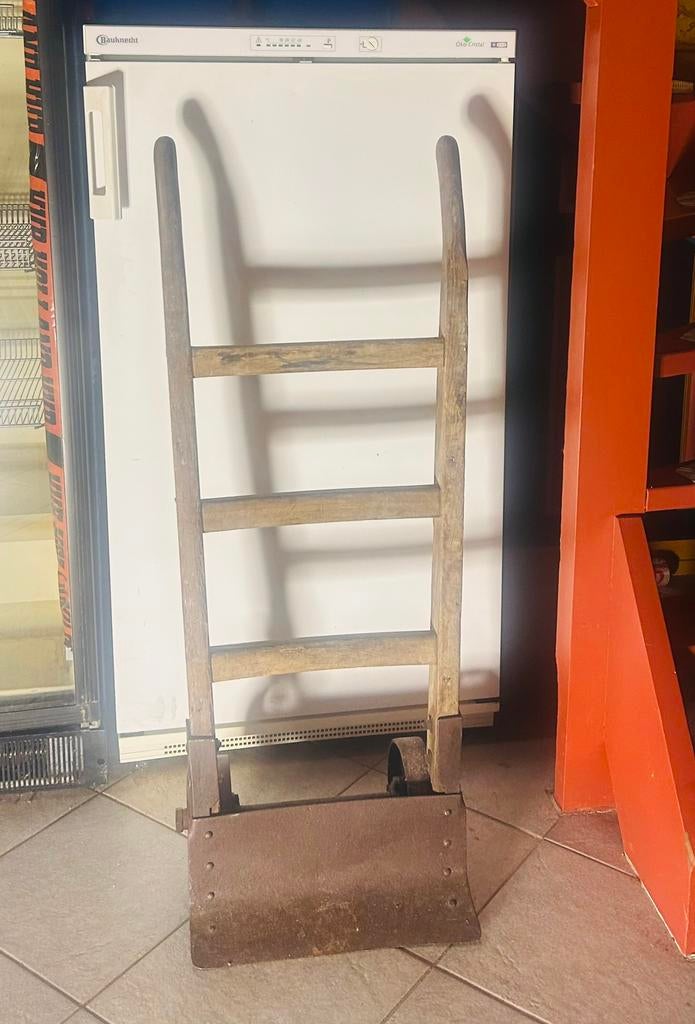 Steek kar voor zakken oud eikenhout met ijzeren wielen zwaar, Antiek en Kunst, Antiek | Gereedschap en Instrumenten, Ophalen