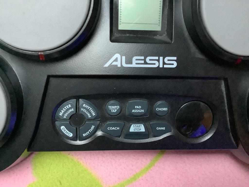 Drumcomputer Alesis.t.e.a.b., Ophalen of Verzenden, Zo goed als nieuw, Overige merken