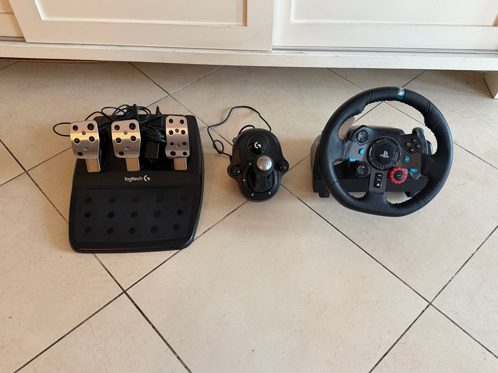 Logitech G29 racestuur met pedalen en shifter PS4/PC, Ophalen, Zo goed als nieuw, Stuur of Pedalen, PlayStation 4