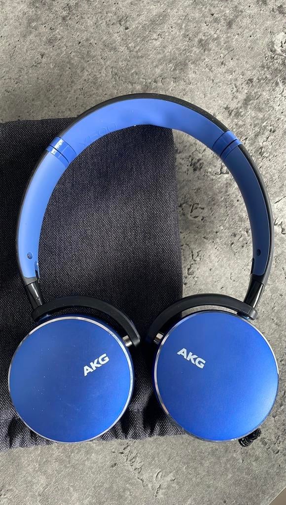 AKG Y500 headphones, Ophalen of Verzenden, Zo goed als nieuw, Overige merken