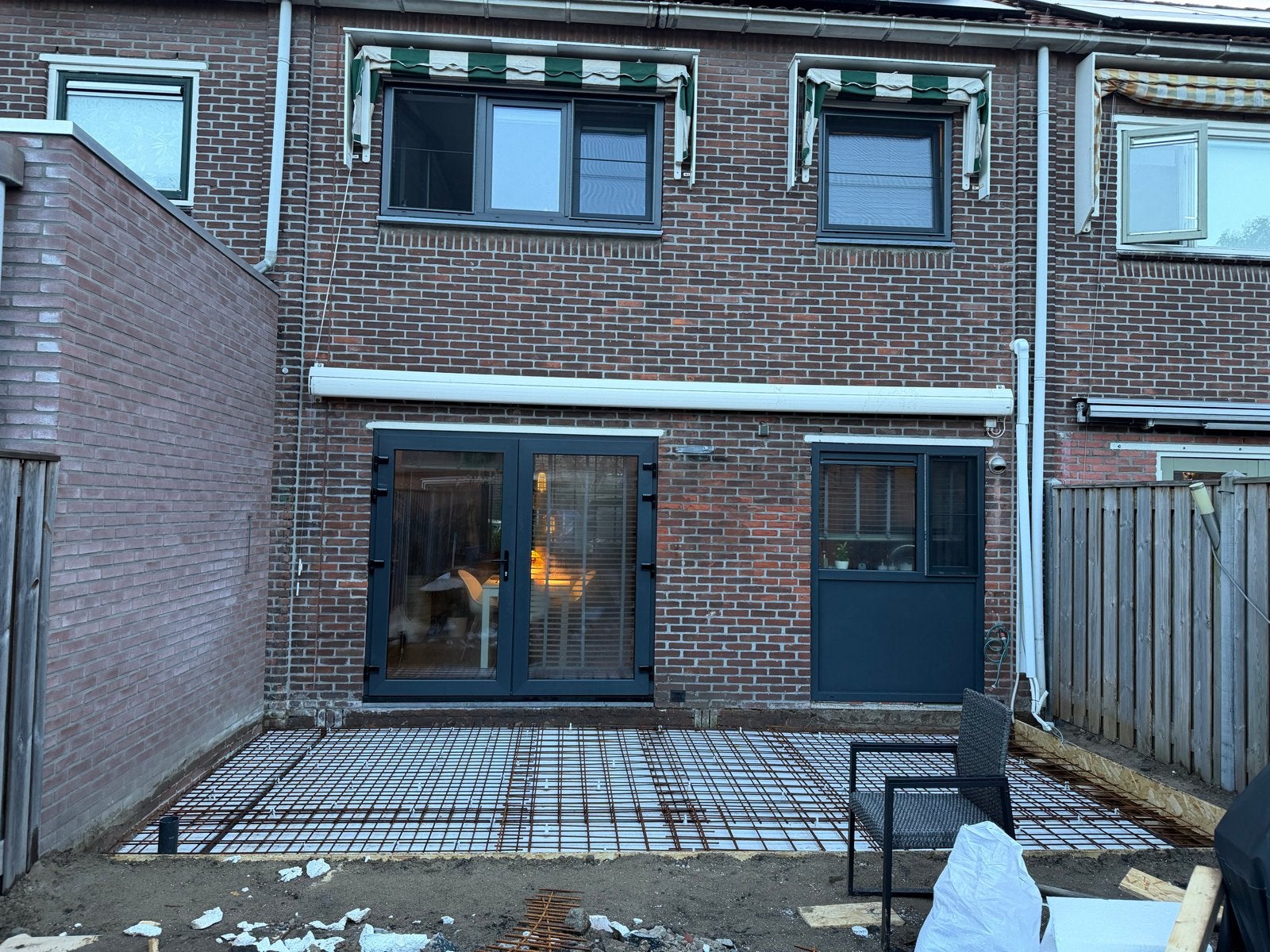 Aluplast Ideal 4000 Buitendeur Antraciet Houtnerf, Doe-het-zelf en Verbouw, Deuren en Horren, Ophalen, Kunststof, 120 cm of meer