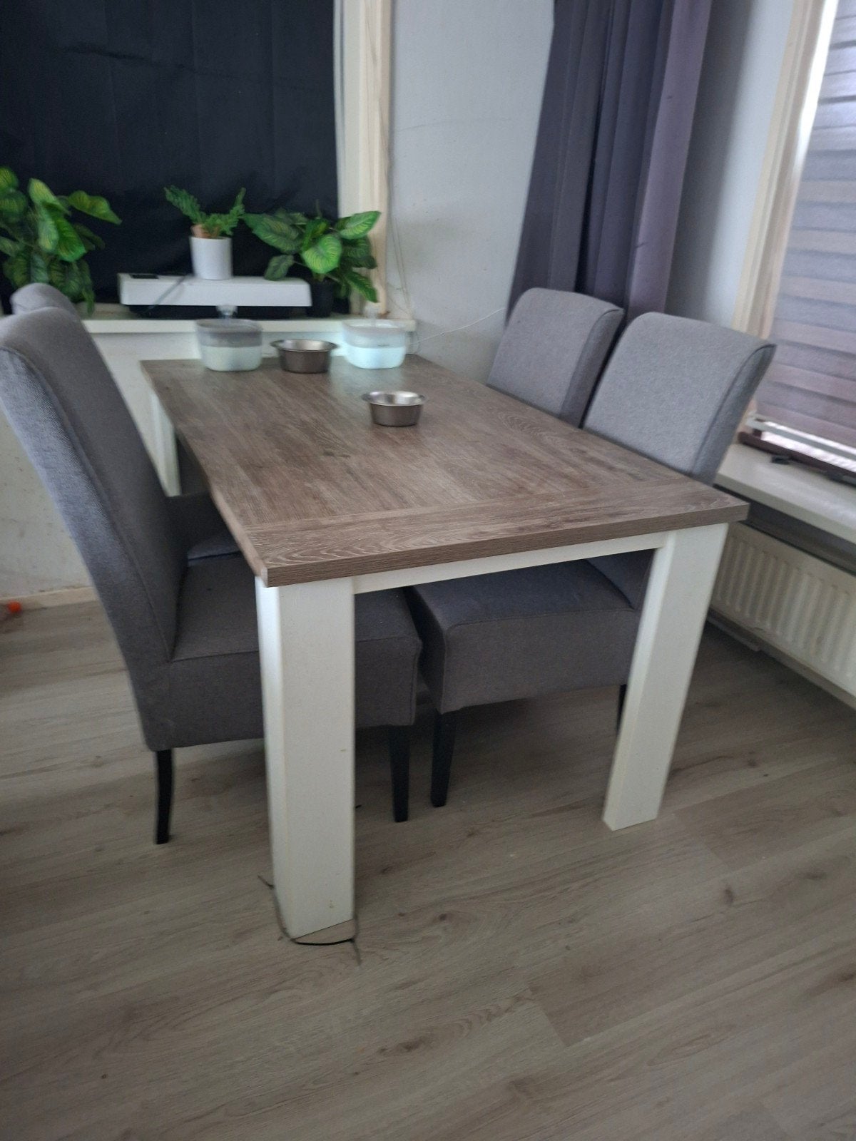 Moderne eettafel met 4 stoelen, Ophalen, Gebruikt, Overige materialen, 50 tot 100 cm