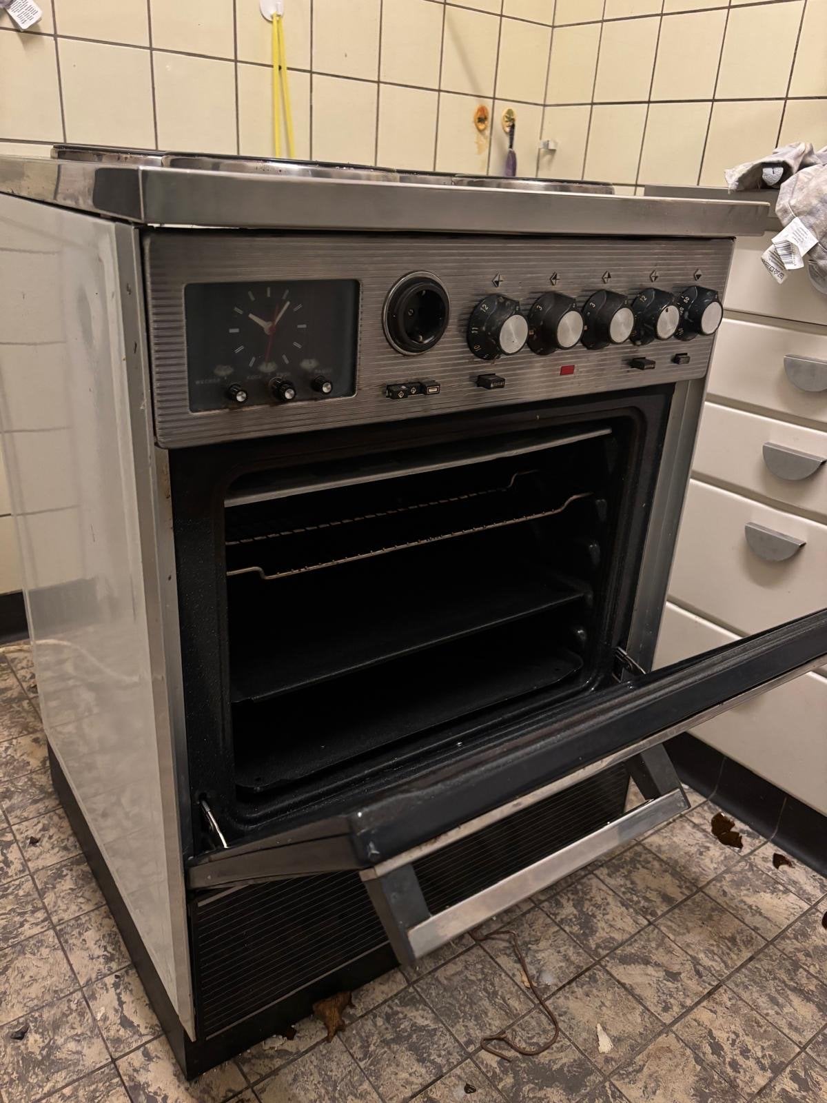 Vintage AEG Elektrisch Fornuis DUV 4 ME met Oven, Witgoed en Apparatuur, Ophalen, Gebruikt, 4 kookzones, 85 tot 90 cm