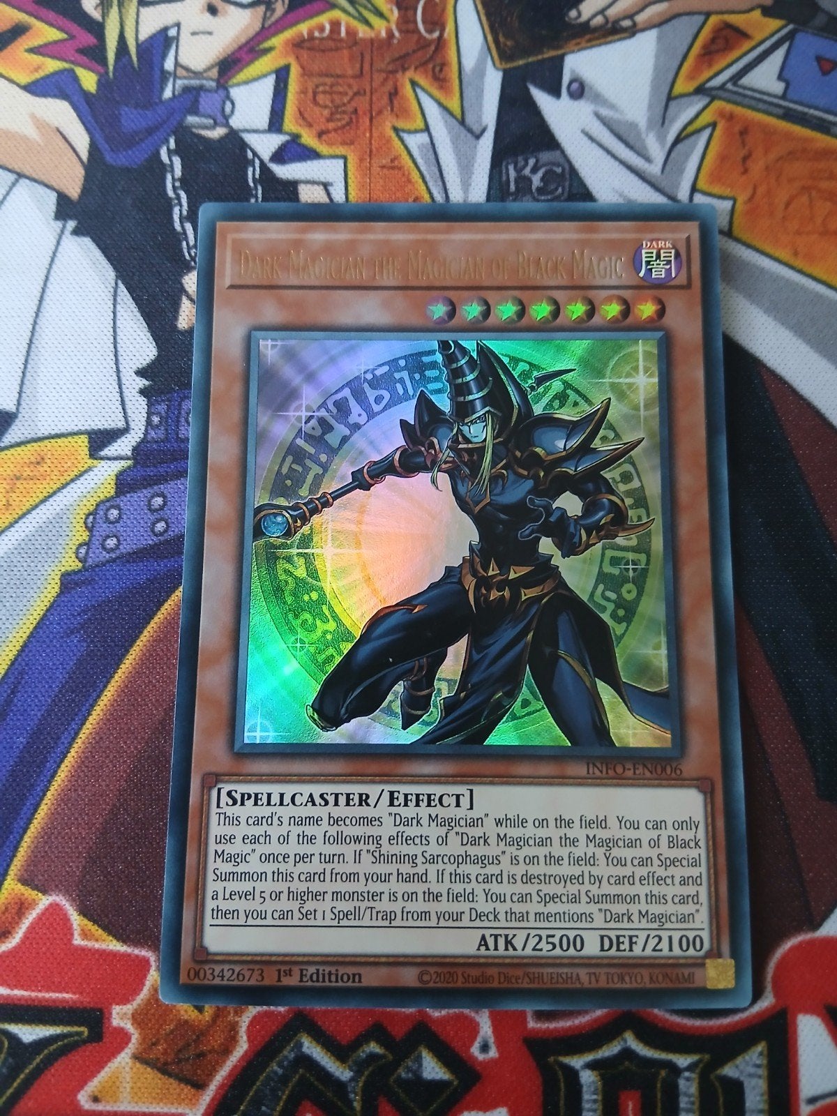 Dark Magician the Magician of Black Magic - Ultra Rare INFO, Ophalen of Verzenden, Zo goed als nieuw, Foil