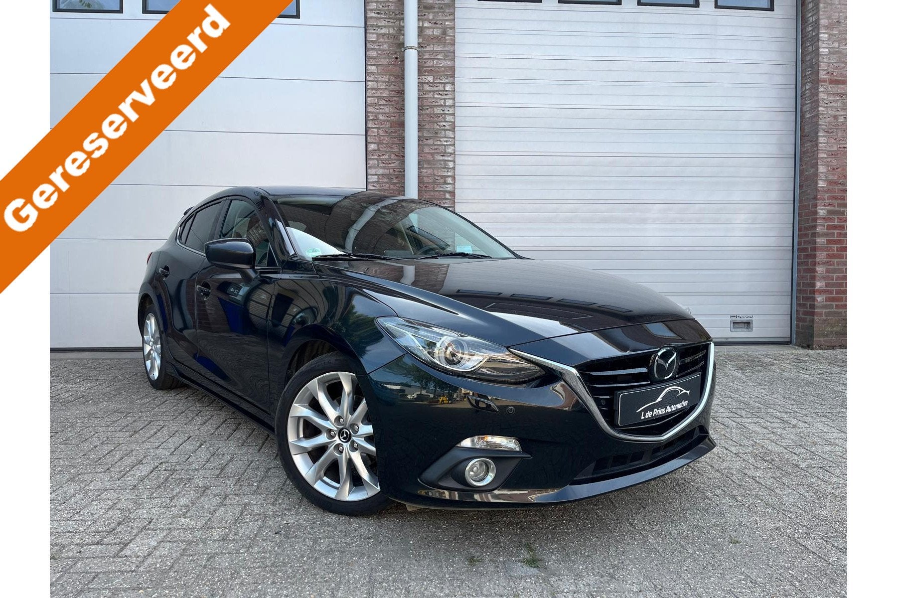 Mazda 3 2.0Sports-Line Navi/HUD/cruise control/18 Inch/Garan, Voorwielaandrijving, 1998 cc, Stof, Gebruikt
