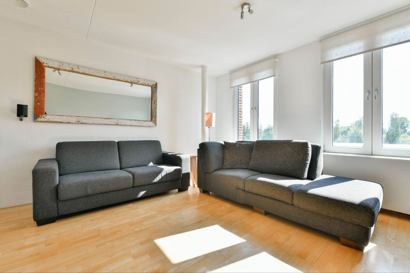 Comfortabele grijze banken/sofa set - Hoekbank en rechte, Ophalen, Modern, Comfortabel, 250 tot 300 cm, Gebruikt