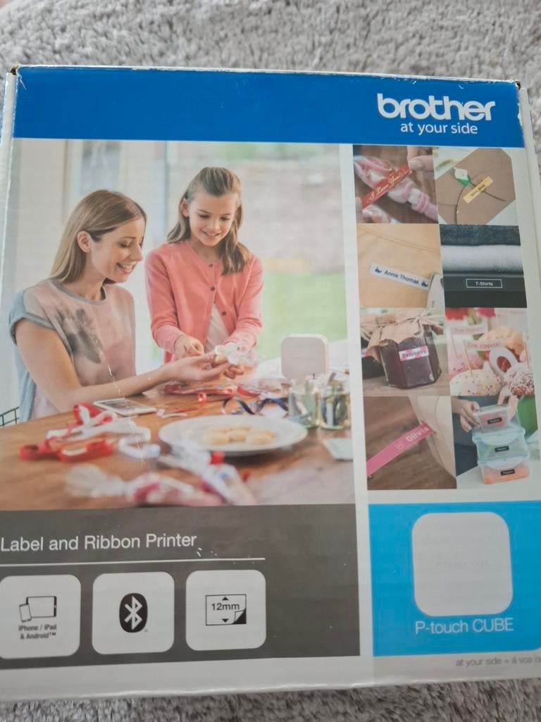 Brother PT-P300BT P-touch CUBE wit, Computers en Software, Labelprinters, Ophalen of Verzenden, Nieuw, Brother