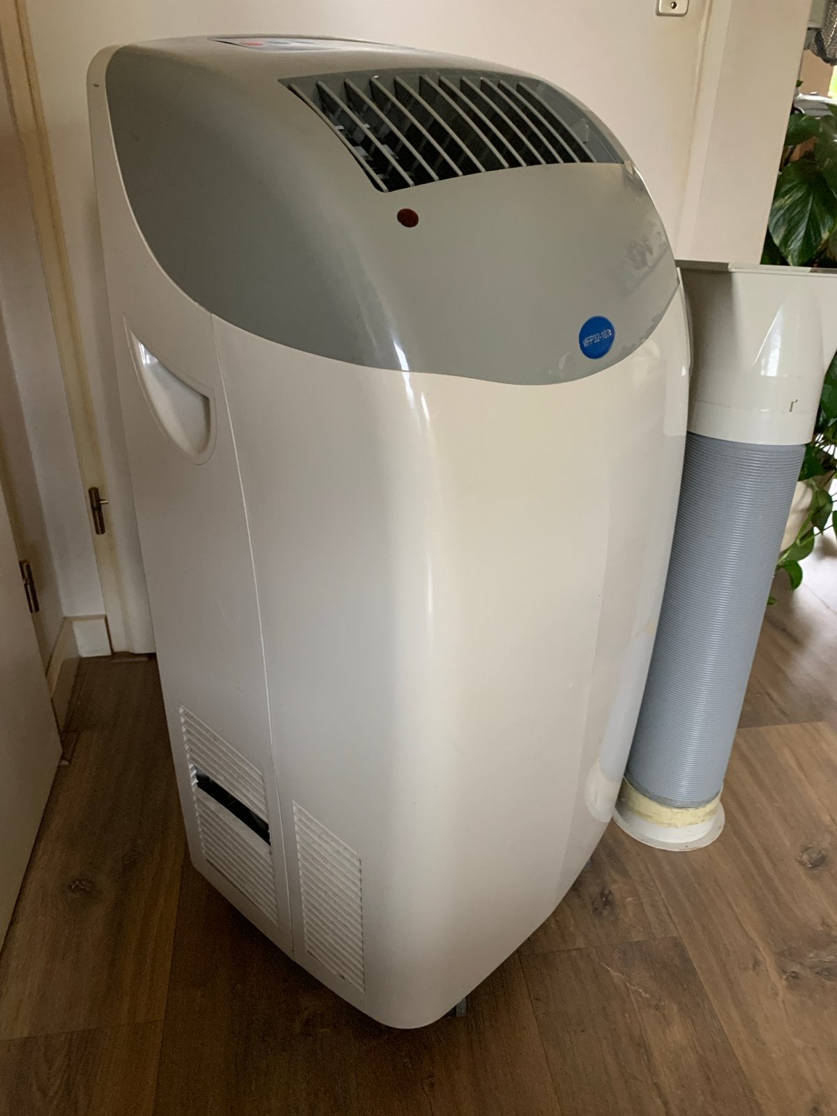 Mobiele airco MFP32-1030 (12000 BTU) Koelen en Ventileren, Ophalen, Gebruikt, Timer, 3 snelheden of meer