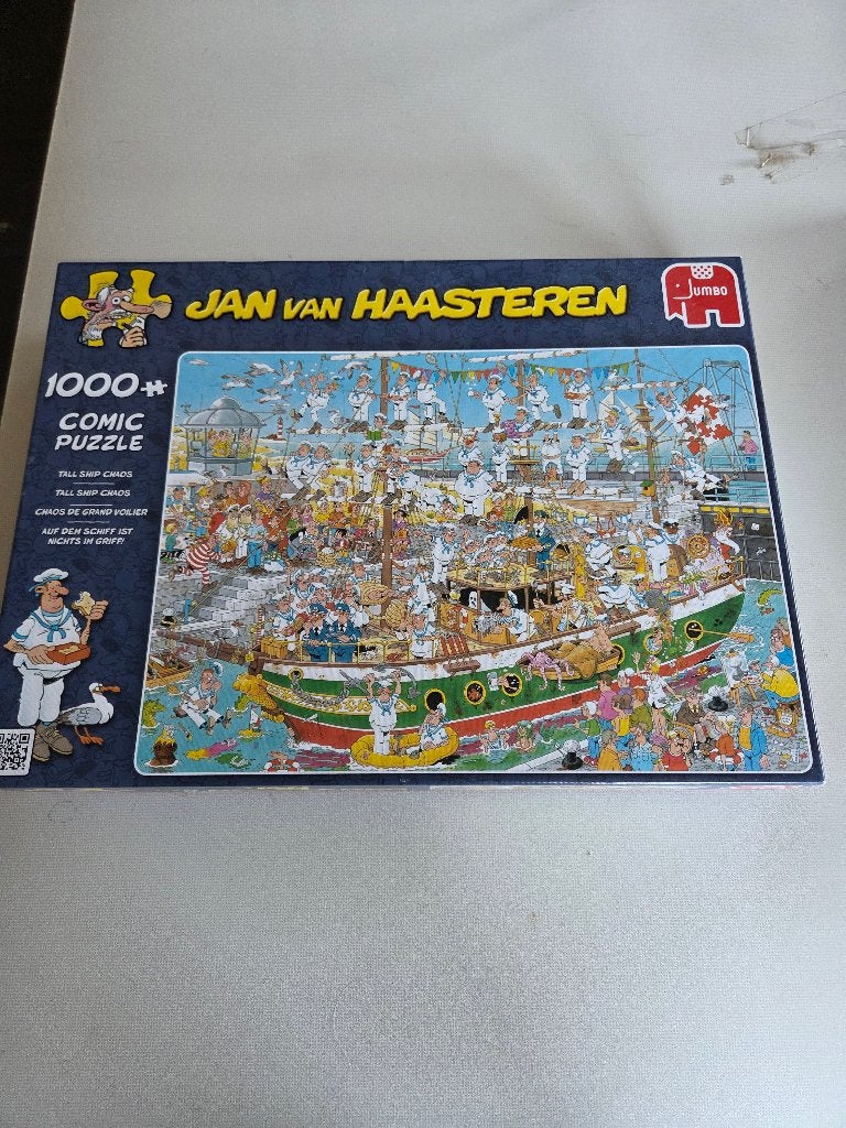 jan van haasteren puzzles, 1000 stukjes, 2 stuks, Ophalen of Verzenden, 500 t/m 1500 stukjes, Zo goed als nieuw, Legpuzzel