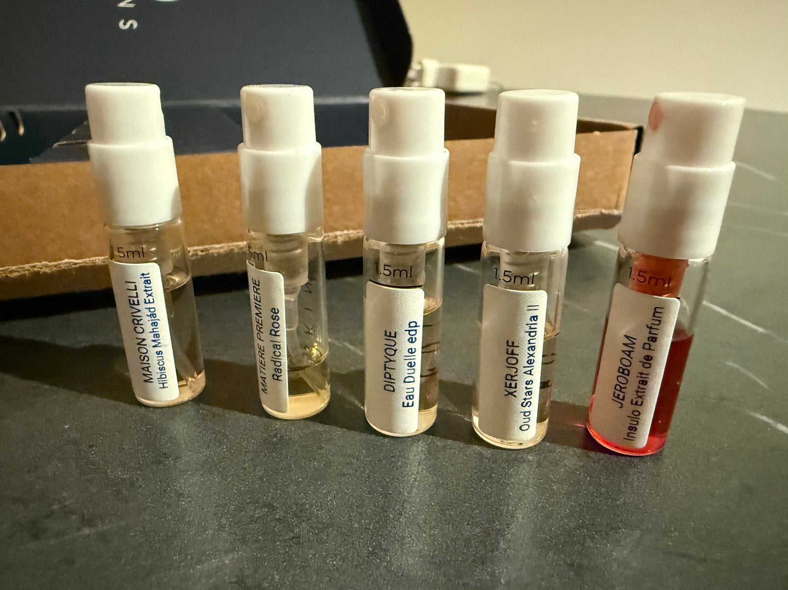 Niche samples, Sieraden, Tassen en Uiterlijk, Uiterlijk | Parfum, Zo goed als nieuw, Ophalen of Verzenden