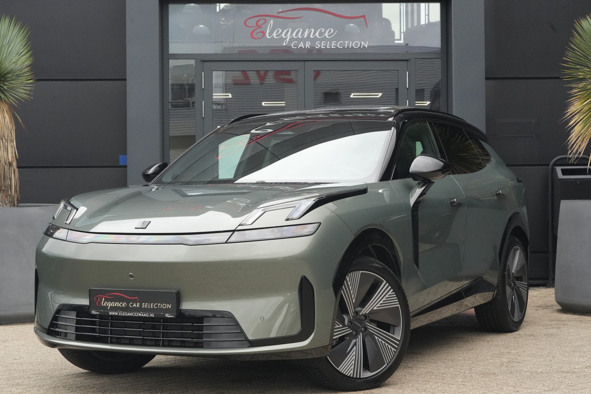 Lynk & Co 08 1.5 More | 350 PK | 200 KM EV | PANO | HARMAN K, Auto's, Gebruikt, Zwart, Leder, Bedrijf