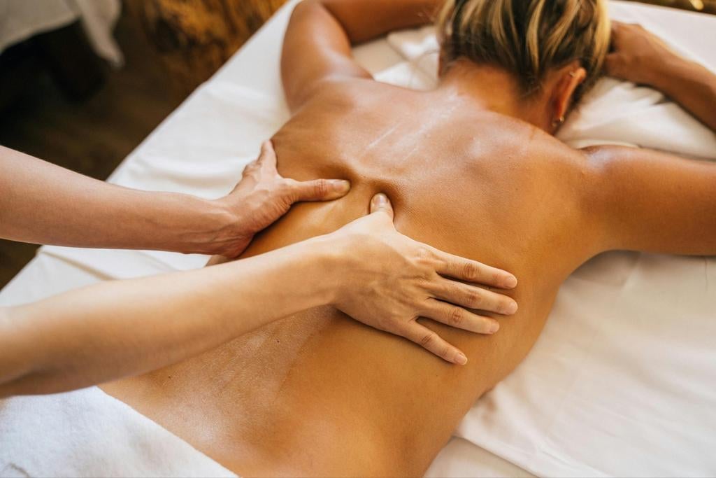 Full body Massage bij jouw thuis 0649886762