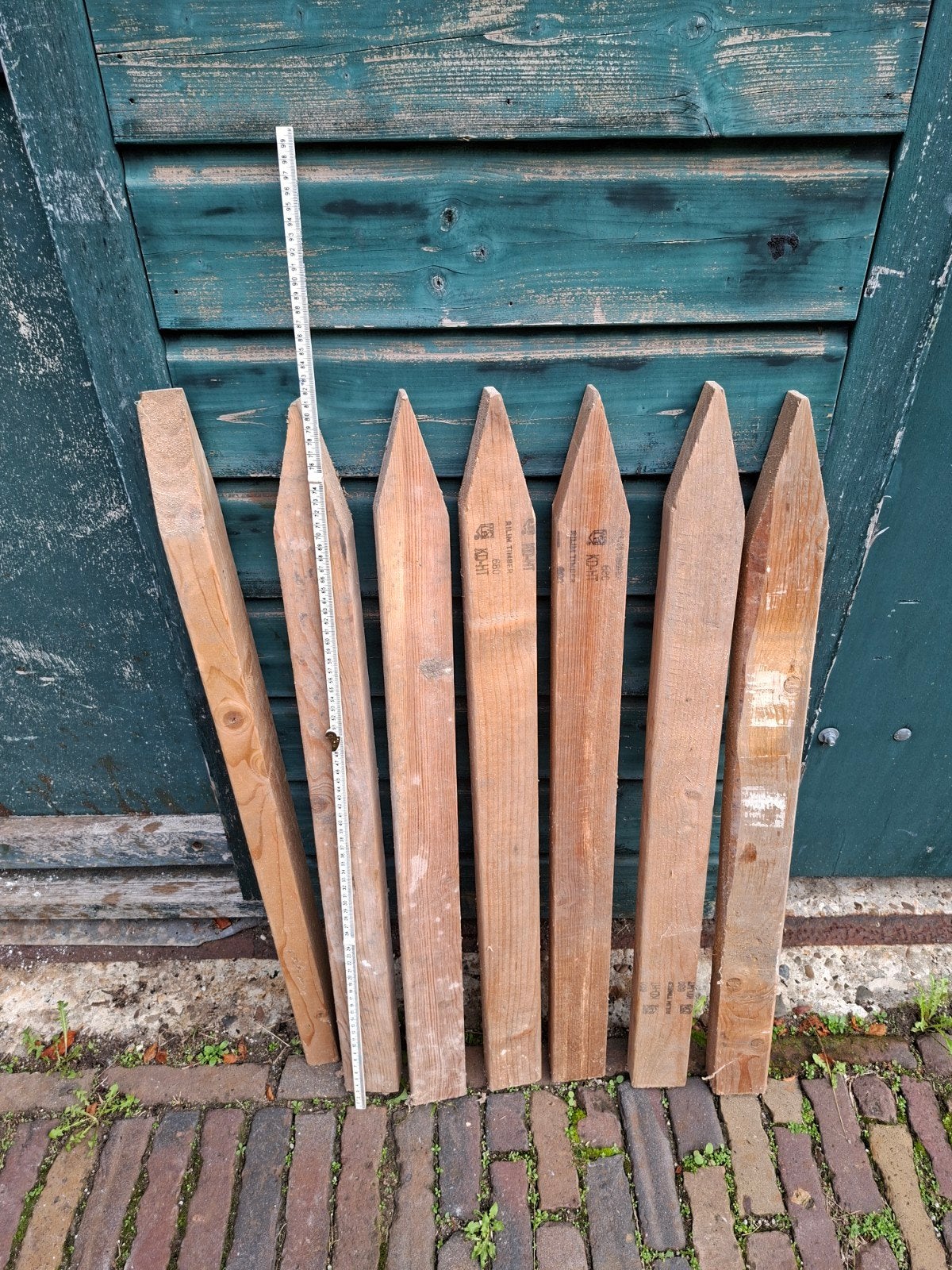 piketpaaltjes, Ophalen, Zo goed als nieuw, Hout