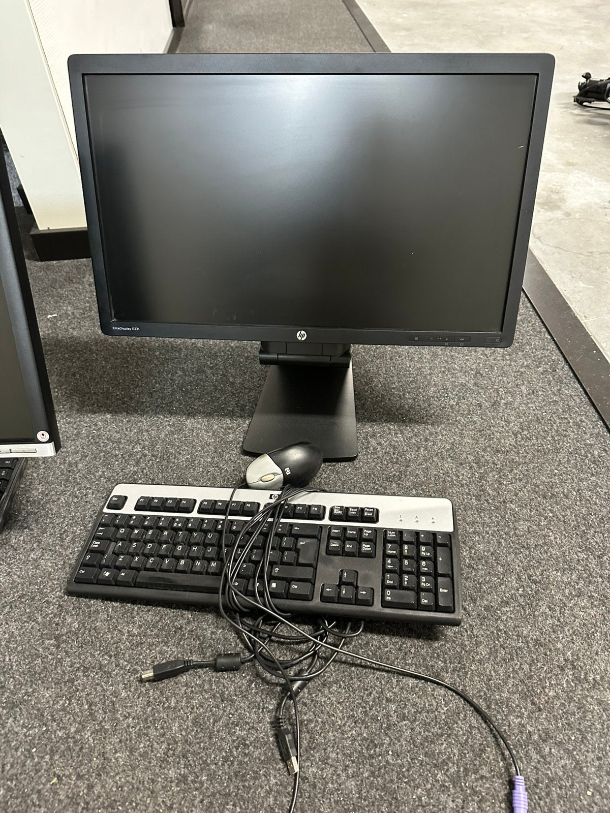 Monitor en toetsenbord, Computers en Software, Ophalen of Verzenden, Zo goed als nieuw