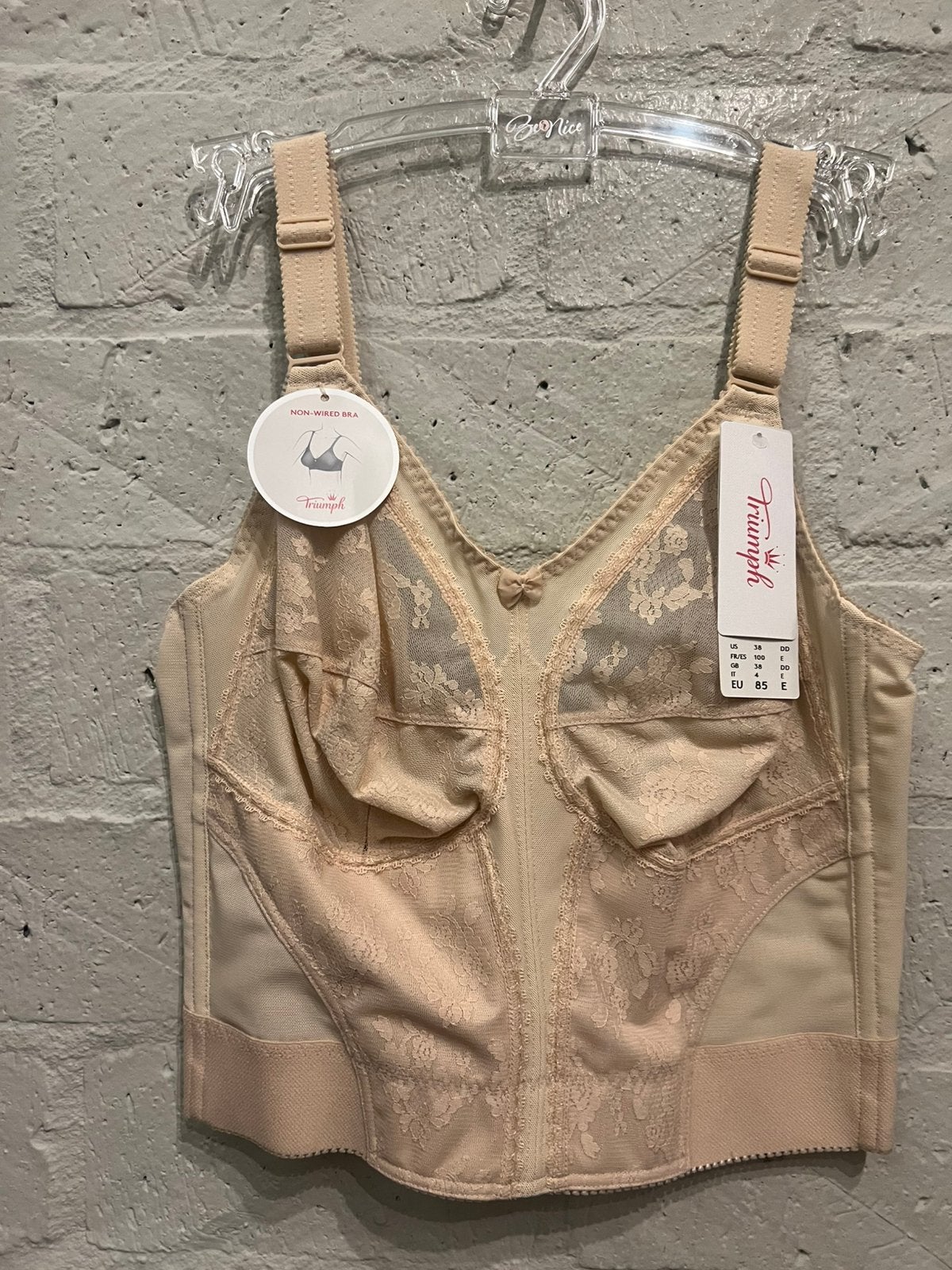 Triumph bh maat 80C 85E NIEUW!! Nu €25,-, Ophalen of Verzenden, BH
