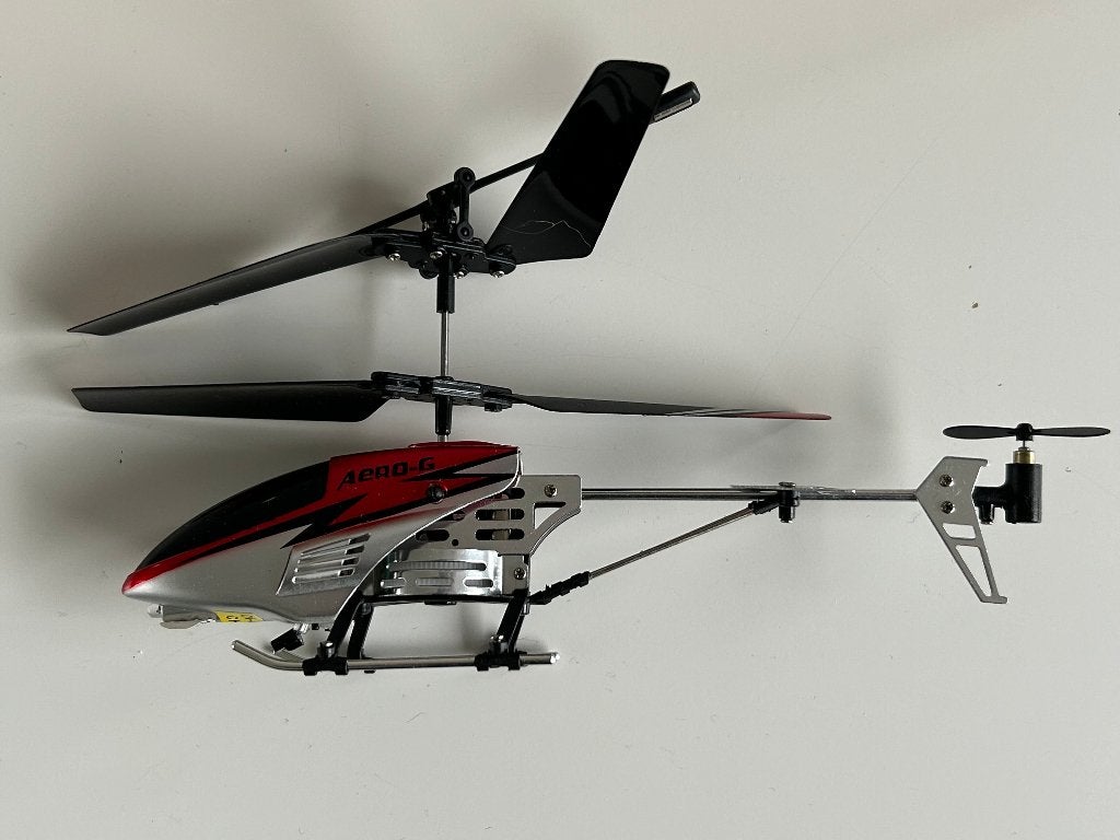 Lotje 12x rc helicopters, Ophalen of Verzenden