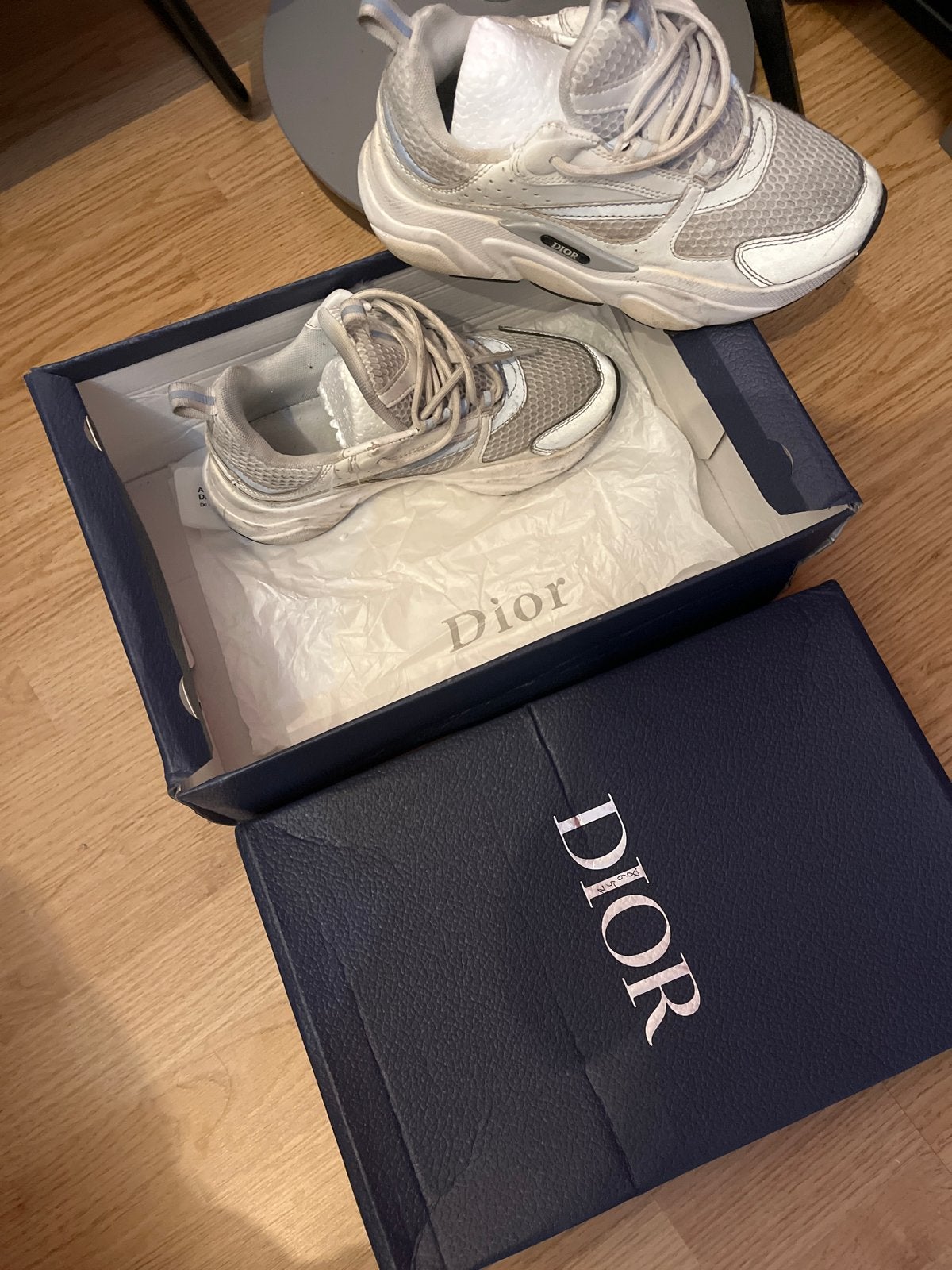 Dior B22 Sneakers - Maat 36 - Wit reflecterend, Ophalen of Verzenden, Gedragen, Grijs, Sneakers of Gympen