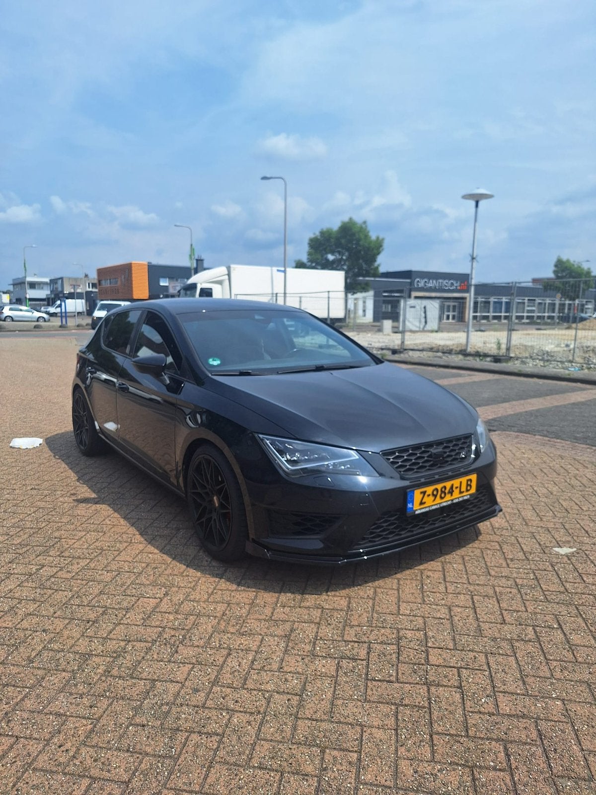 Seat Leon Cupra 2014 +400 PK, 15 km/l, 1321 kg, 1984 cc, Zwart